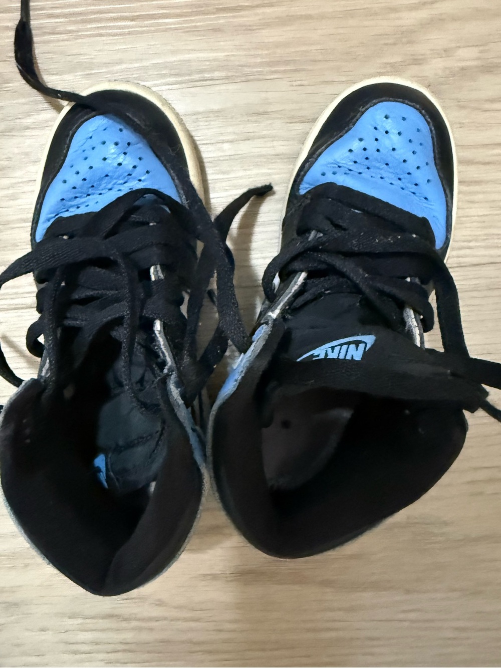 Nike Kids High-Top Sneakers in Blue and Black